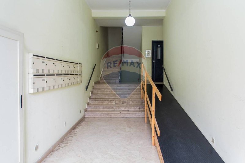 阿奇雷亚莱公寓