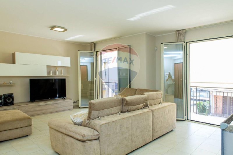 阿奇雷亚莱公寓