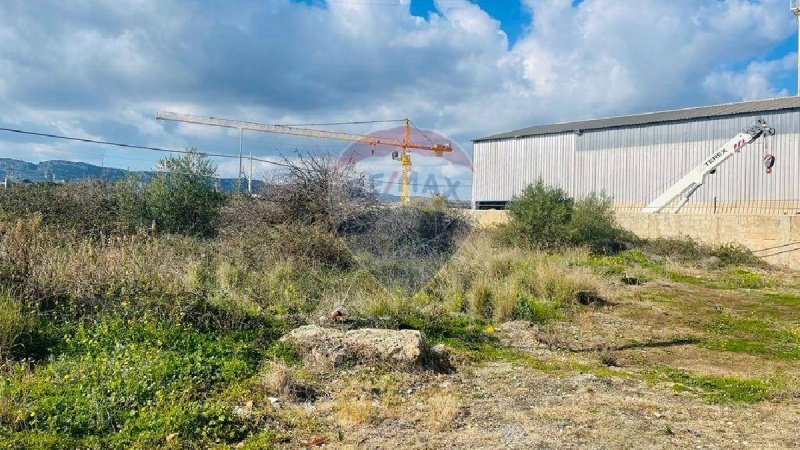 普里奥洛加尔加洛土地