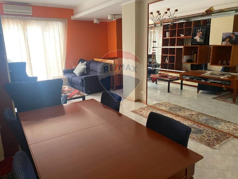 Apartamento em Catânia