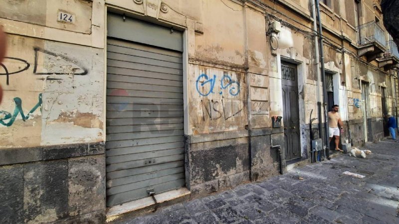 Zakelijk onroerend goed in Catanië