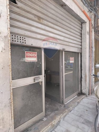 Gewerbeimmobilie in Gela