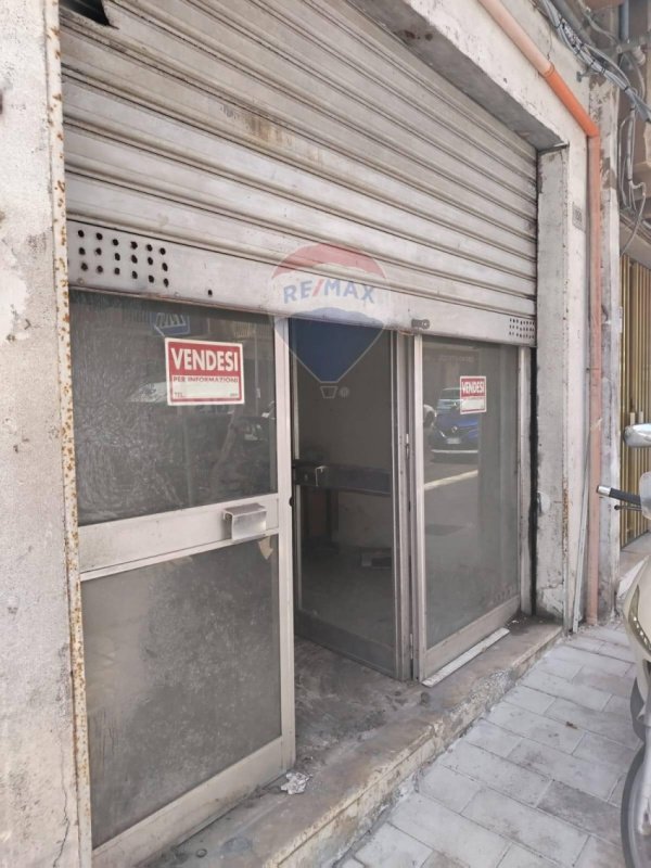 Kommersiell byggnad i Gela