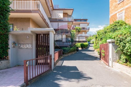 Квартира в Ачи-Катена