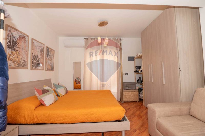 卡尔塔吉罗内商业房产