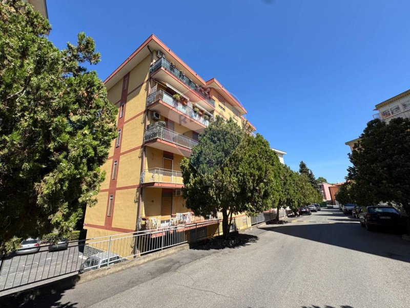 Квартира в Гравина-ди-Катанья