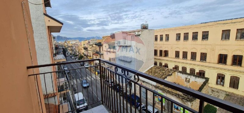 Квартира в Фикарацци