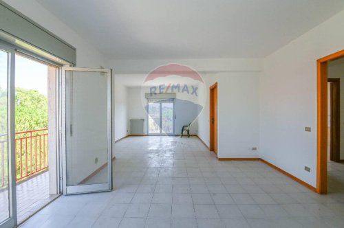 卡尔塔吉罗内公寓