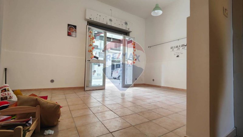 Immobile commerciale a Catania