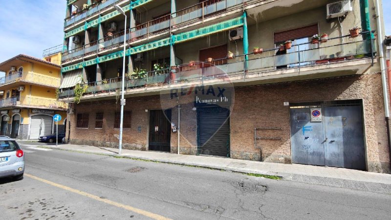 Immobile commerciale a Catania