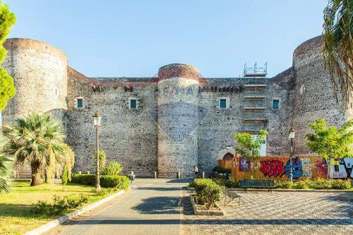 Immobile commerciale a Catania