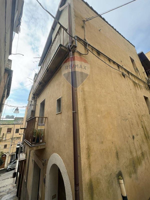 Casa indipendente a Caltagirone