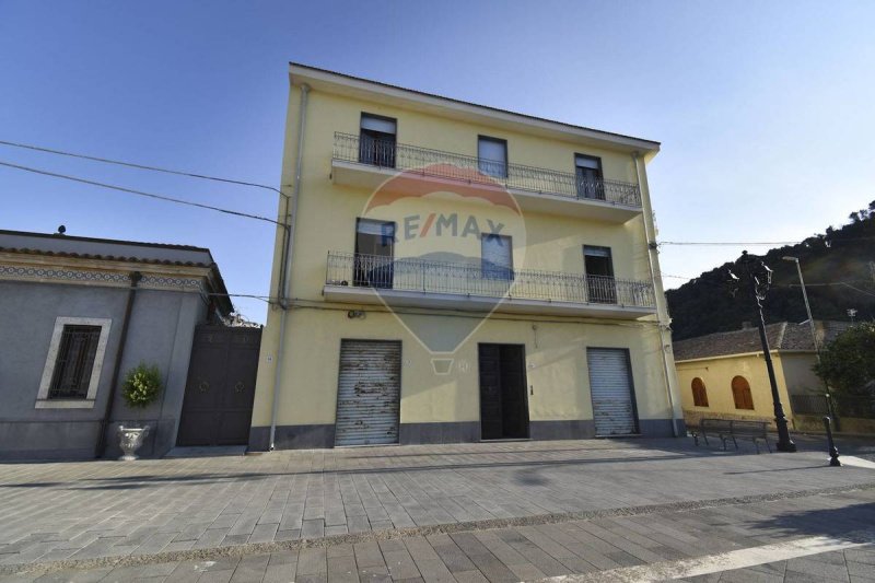 Villa i Piedimonte Etneo