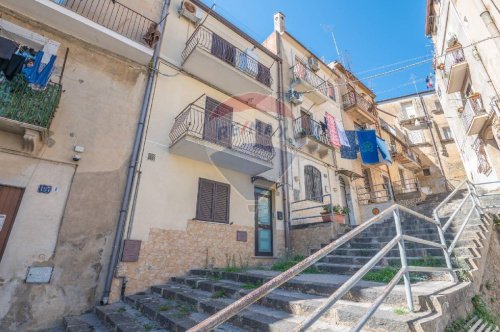 卡尔塔吉罗内半独立房屋