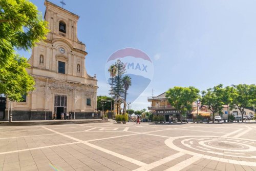 Commercial property in San Giovanni la Punta