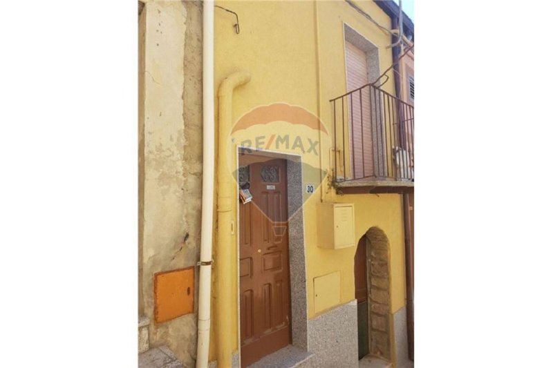 皮亚扎-阿尔梅里纳公寓