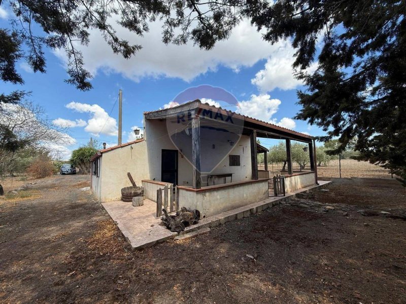 Особняк в Кальтаджироне