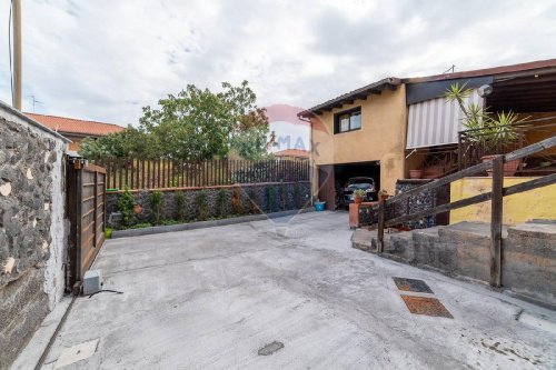 Maison jumelée à Mascalucia