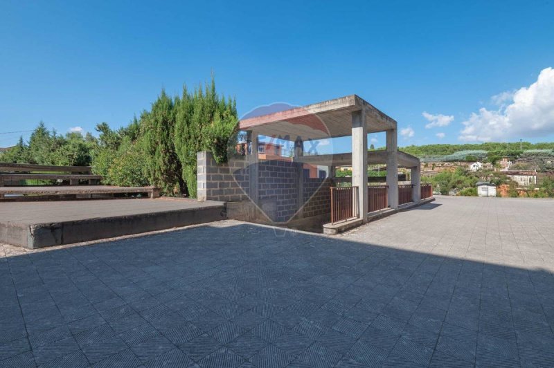 卡尔塔吉罗内商业房产