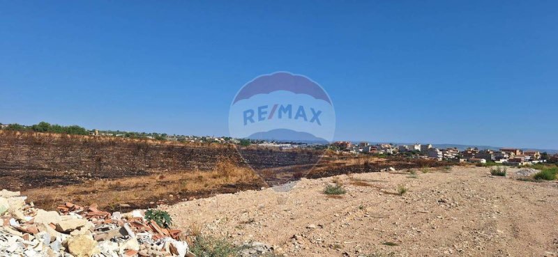 Terreno edificabile a Rosolini