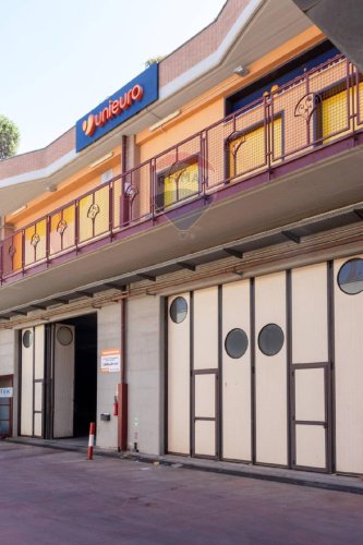 圣乔瓦尼-拉蓬塔商业房产