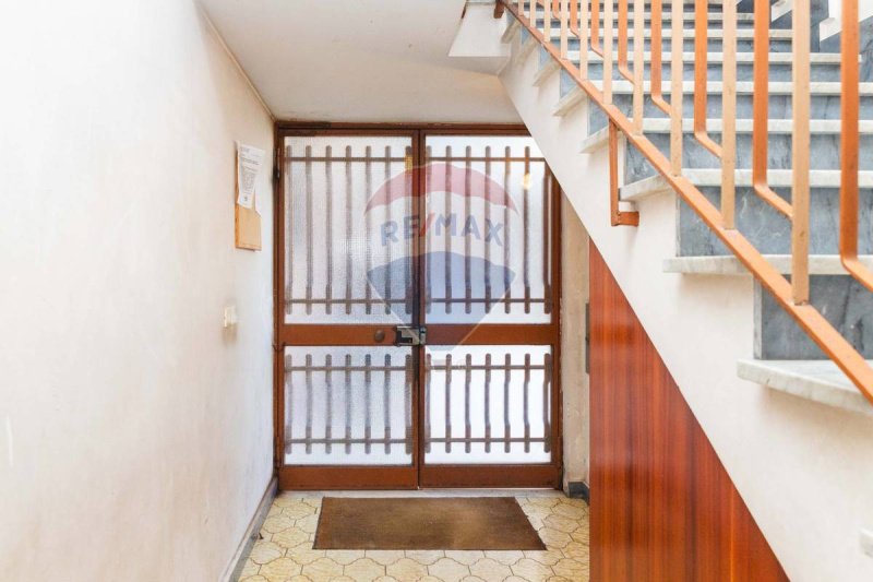 Apartamento em Aci Catena