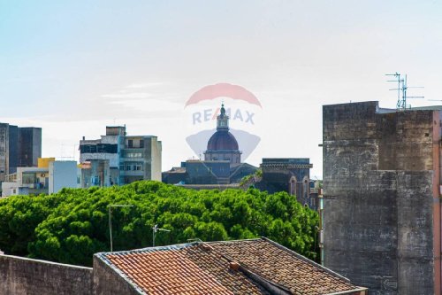 Apartamento em Catânia