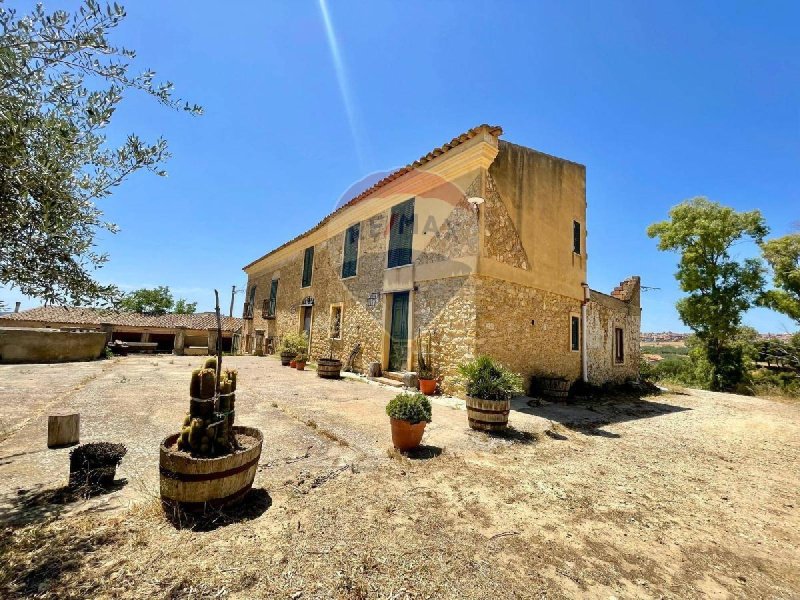 马扎里诺乡间房屋