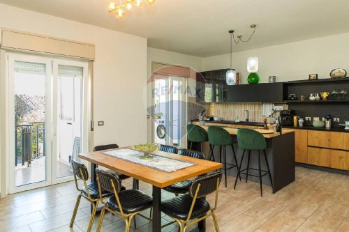 Квартира в Ачи-Катена