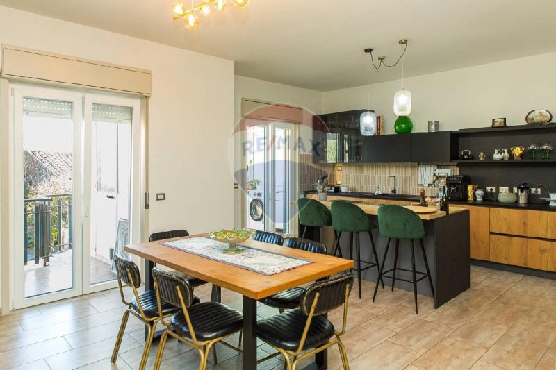 Квартира в Ачи-Катена