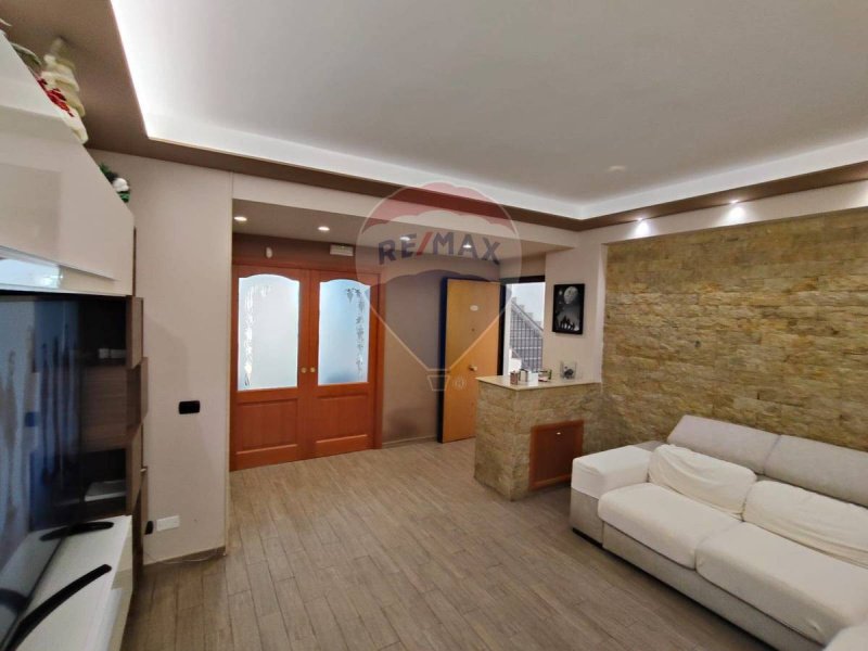 Lägenhet i Fiumefreddo di Sicilia