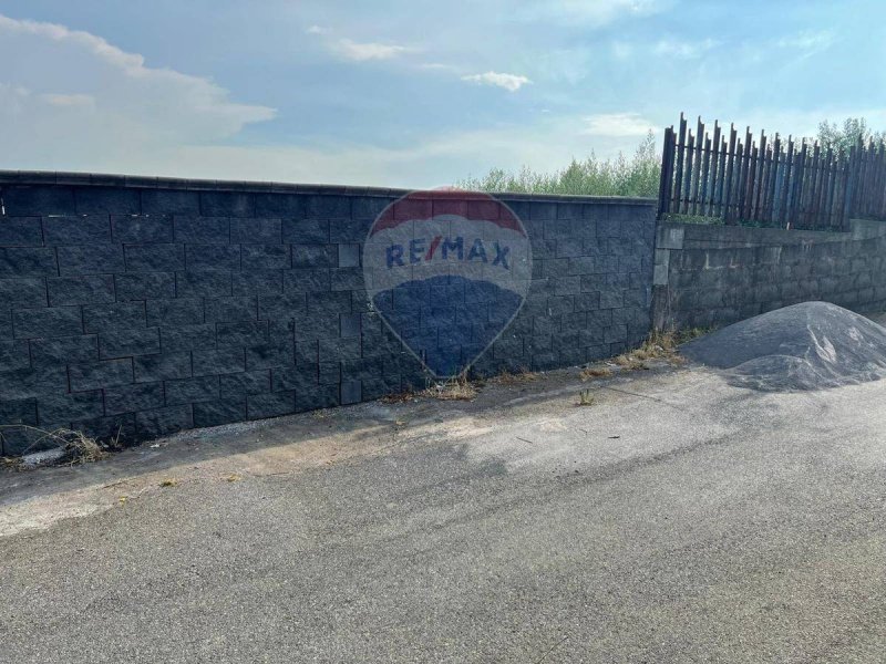 Jordbruksmark i Camporotondo Etneo