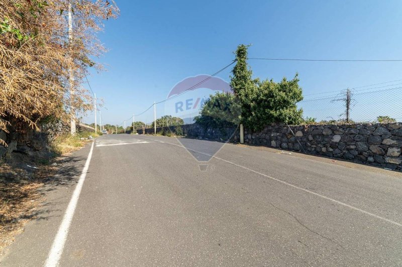 Сельскохозяйственный участок в Ачи-Катена