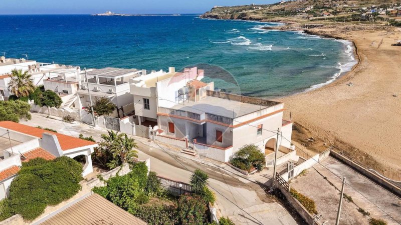 Semi-detached house in Pachino