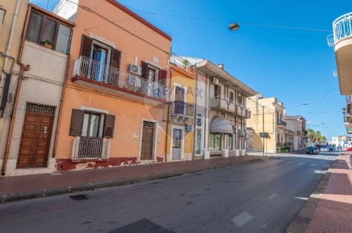 Особняк в Авола