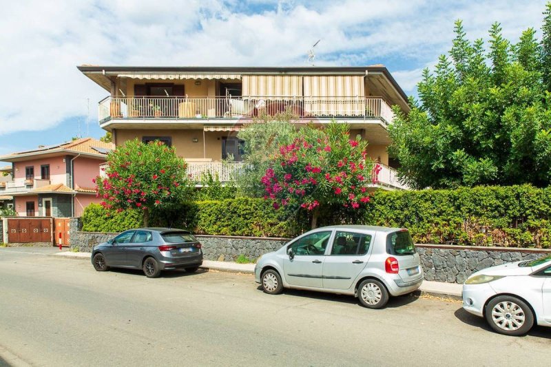 Apartamento en Pedara