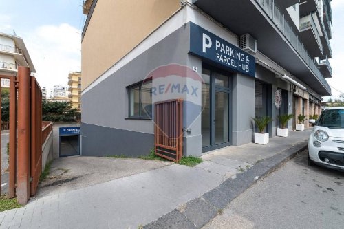 Edifício comercial em Caltagirone