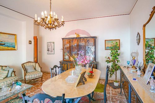 Apartamento em Catânia