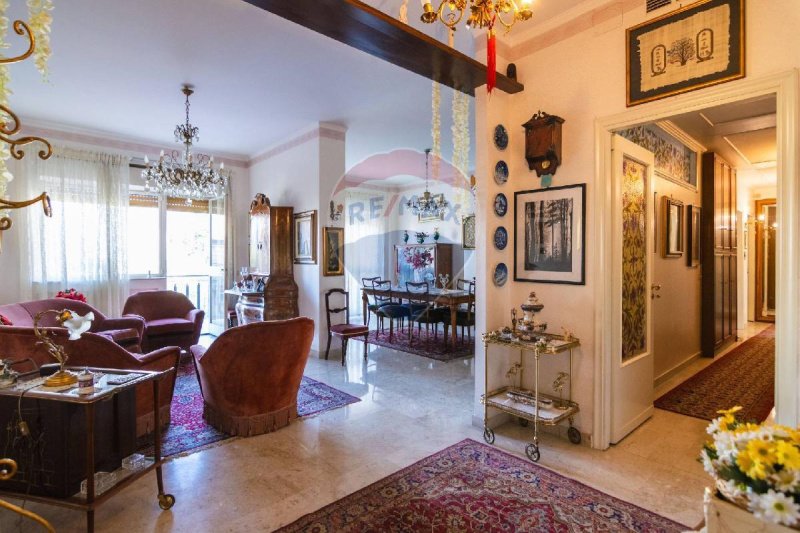 Apartamento em Catânia