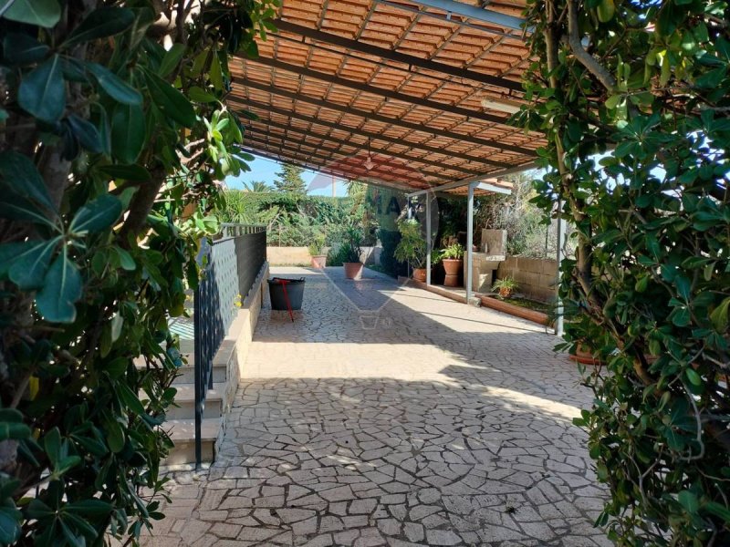 Casa independente em Comiso