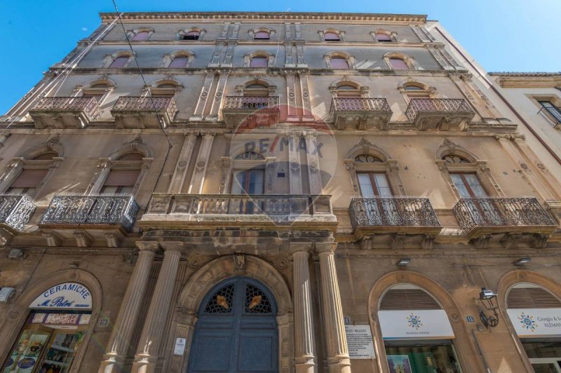 卡尔塔吉罗内公寓