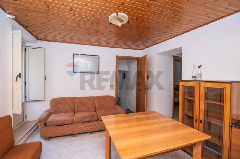 卡尔塔吉罗内半独立房屋