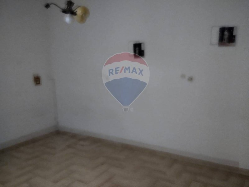 罗索利尼半独立房屋