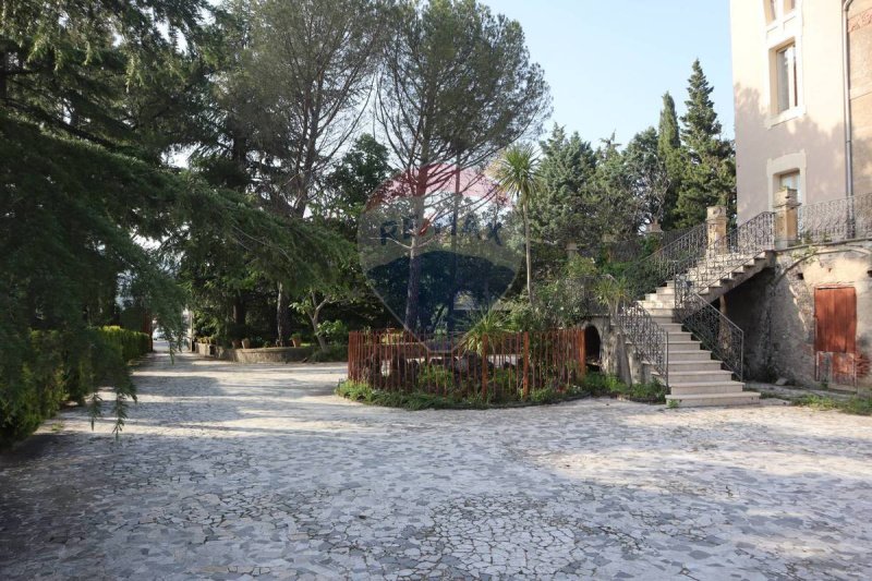 兰达佐半独立房屋