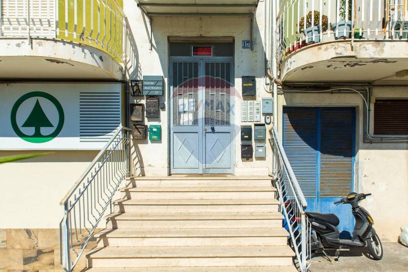 卡拉塔比亚诺公寓