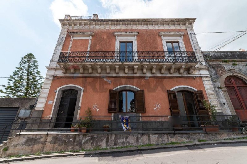 5 Bedrooms Detached house for sale in Belpasso [781627] | Gate-away®