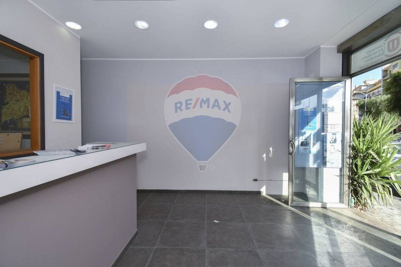 Edifício comercial em Catânia