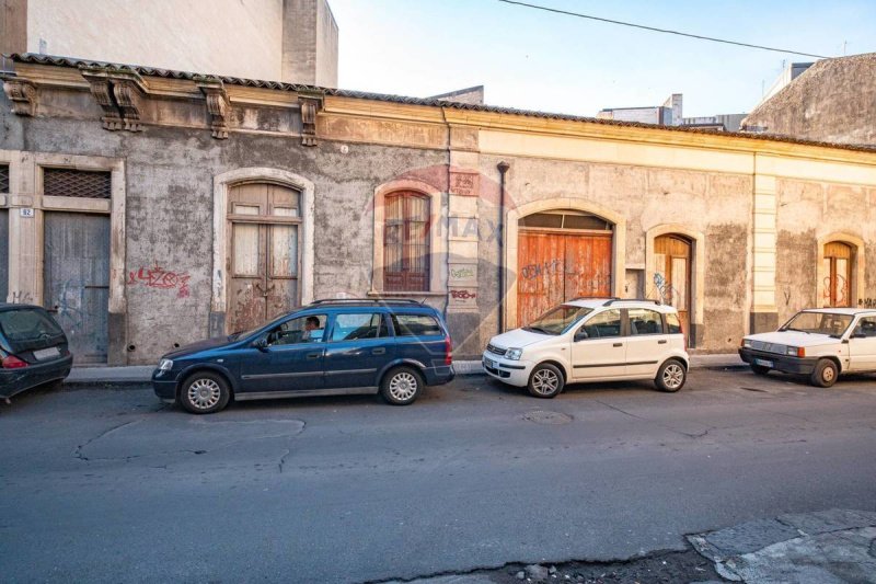 Detached house in Paternò