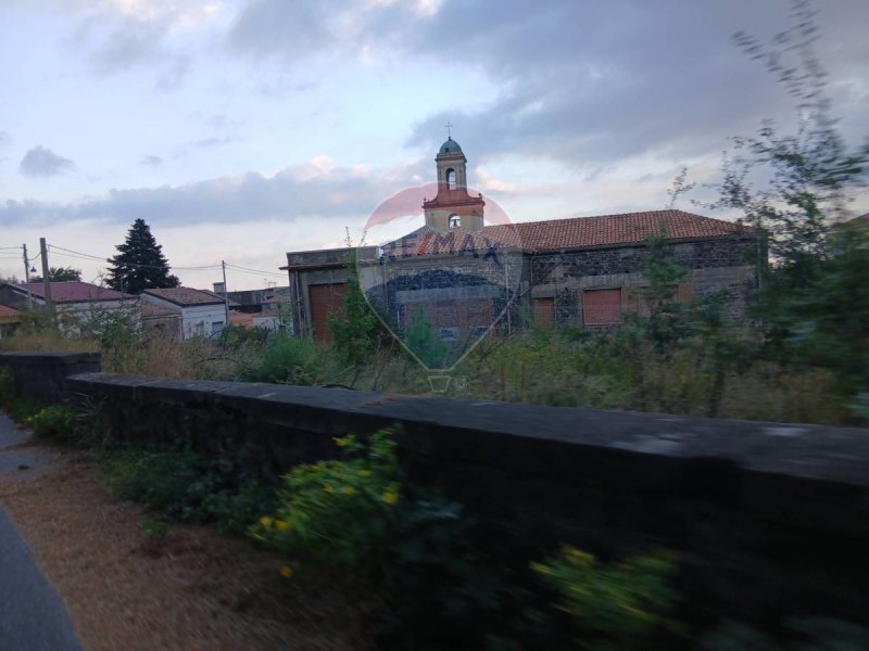 Terreno agrícola em Piedimonte Etneo