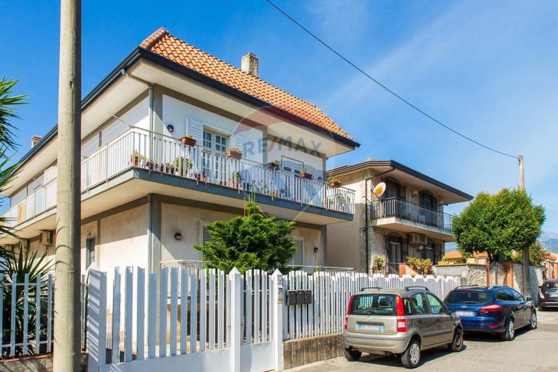 Apartamento em San Giovanni la Punta